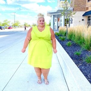 Universal Standard Raven Sheath Dress in Lime Green NWOT. Size 2xl (30/32W)